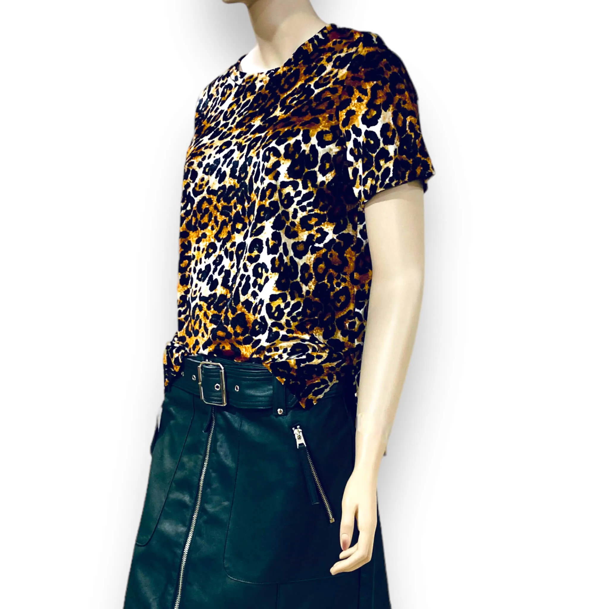 Elegant Leopard Velvet Top